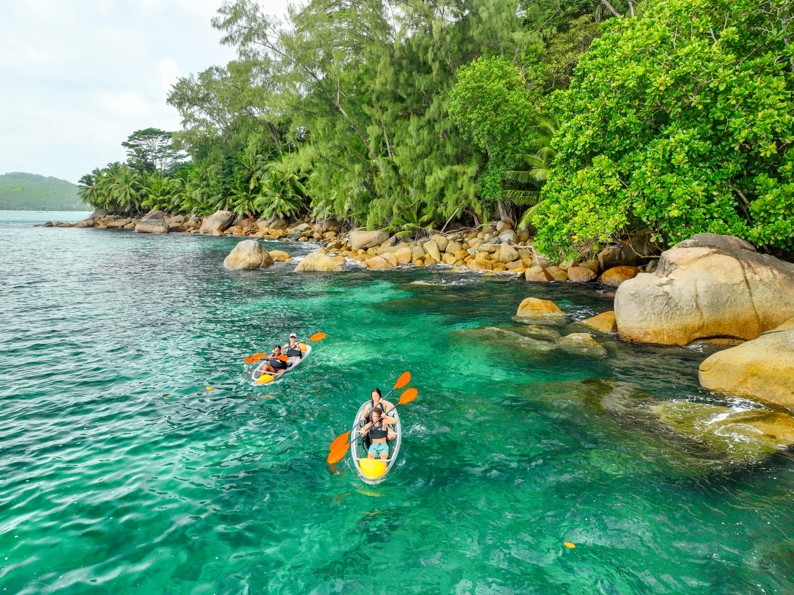 excursion en groupe pour le tour panoramique en crystal kayak